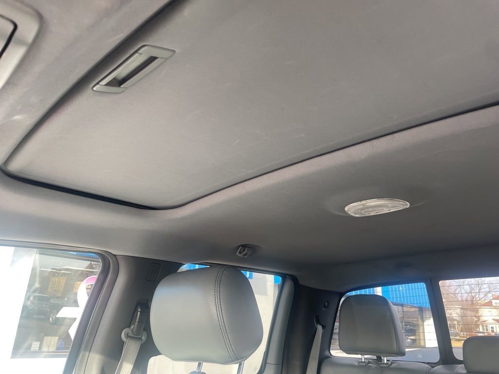 Used 2013 Ford F150 Lariat w/ Mid Equipment Group AWD/4WD image 31