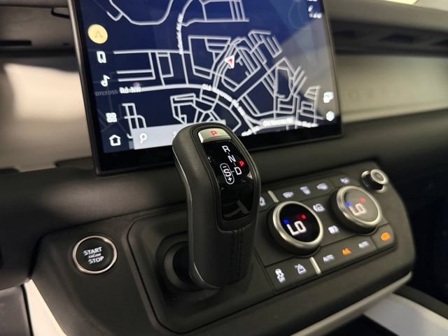 Certified 2025 Land Rover Defender 110 S AWD/4WD image 22