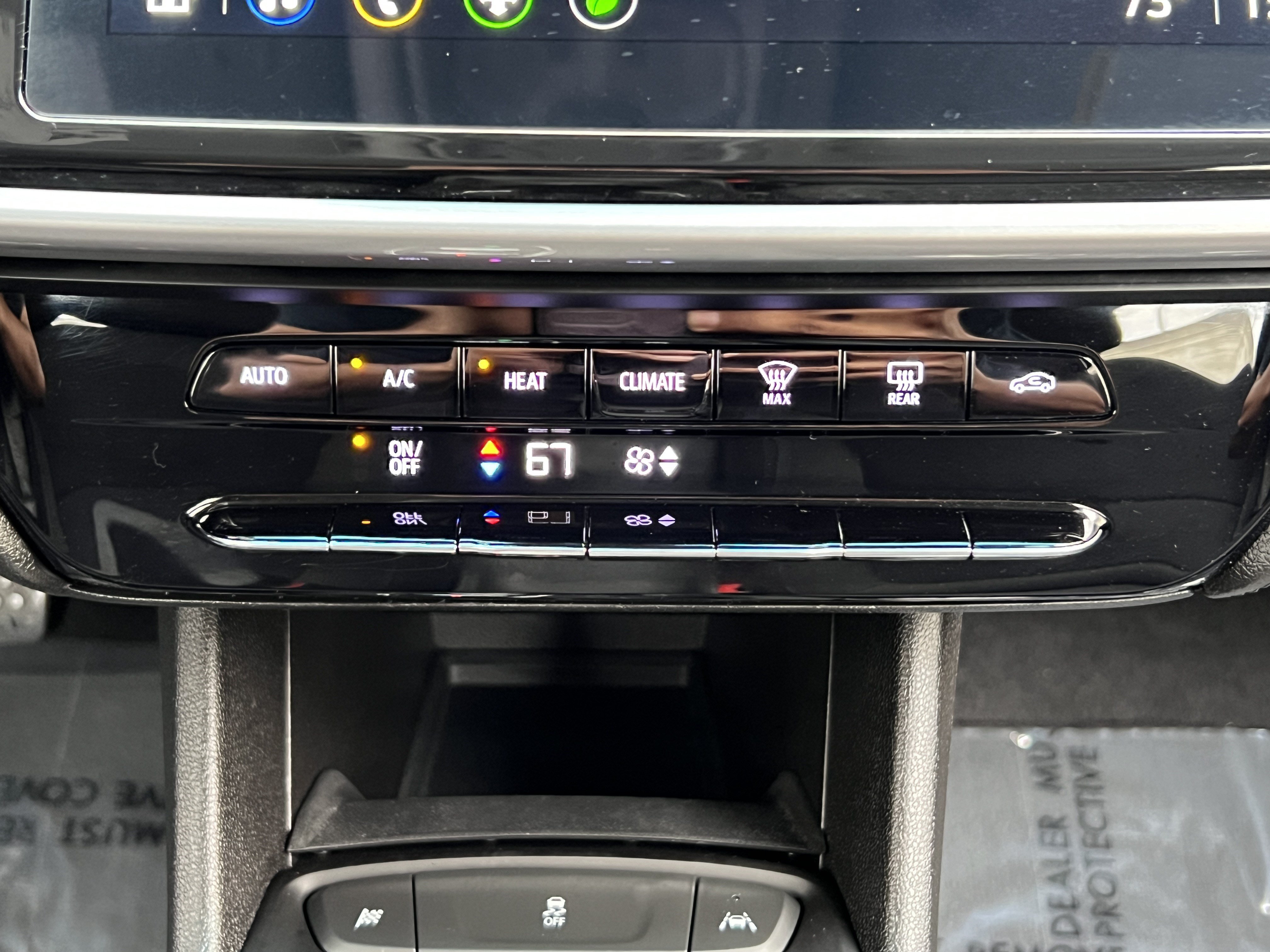Used 2023 Chevrolet Bolt LT FWD image 29