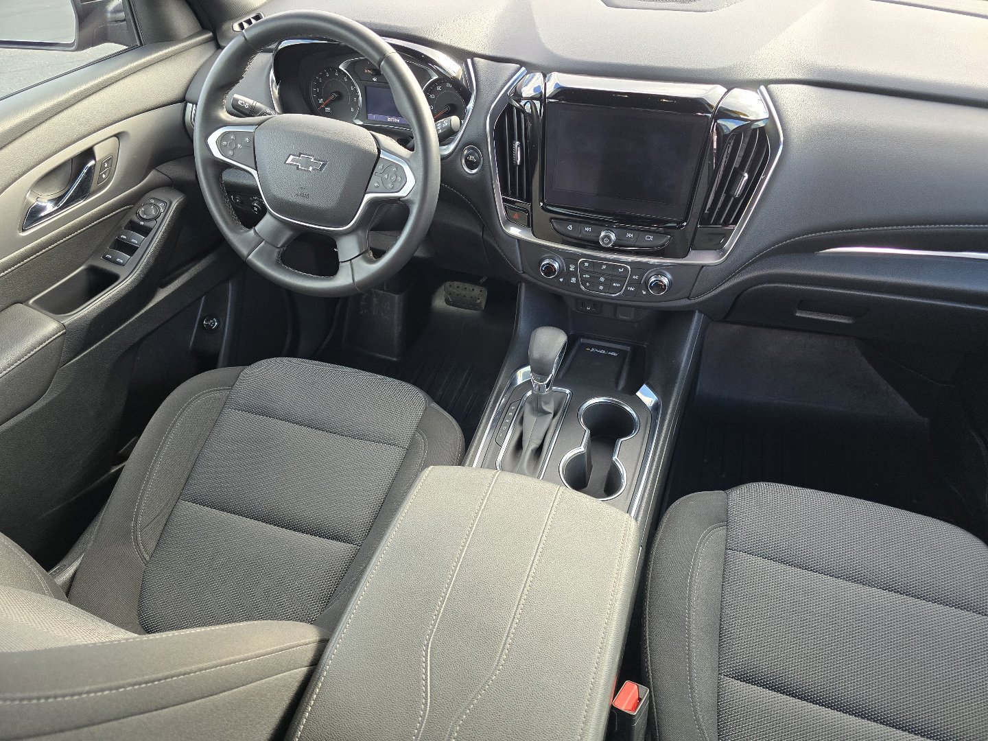 Used 2023 Chevrolet Traverse LT image 31