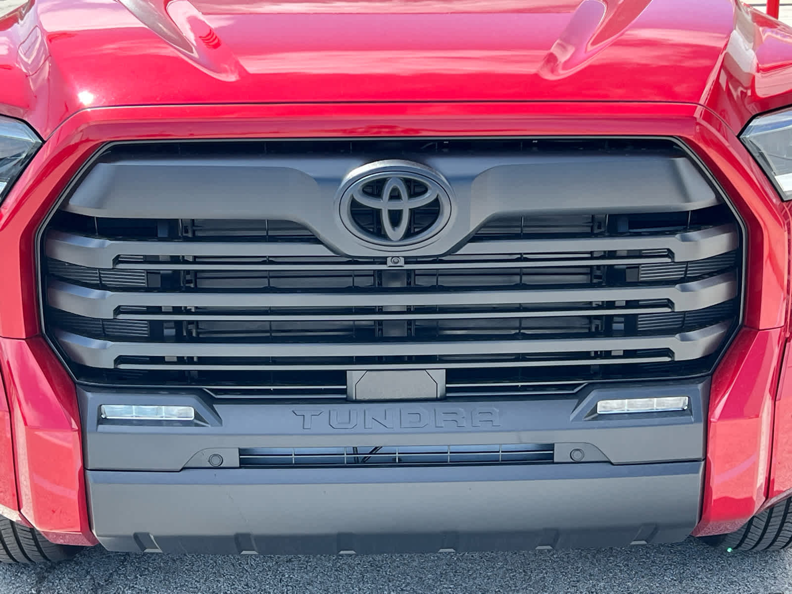 New 2026 Toyota Tundra SR5 w/ SR5 Premium Package AWD/4WD image 4