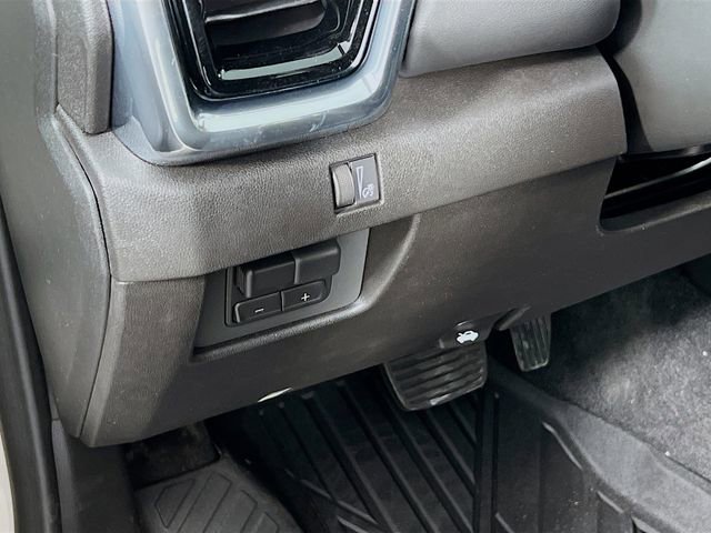 New 2026 GMC Canyon Elevation w/ Convenience Package image 9