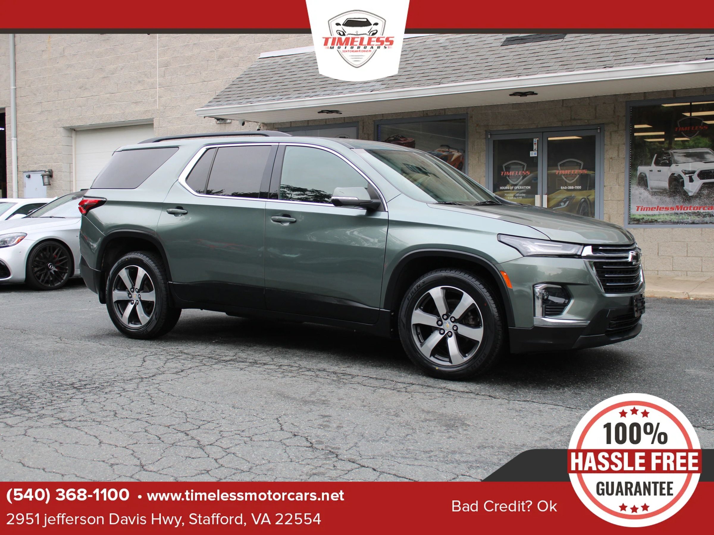 Used 2022 Chevrolet Traverse LT w/ LT Premium Package AWD/4WD image 1