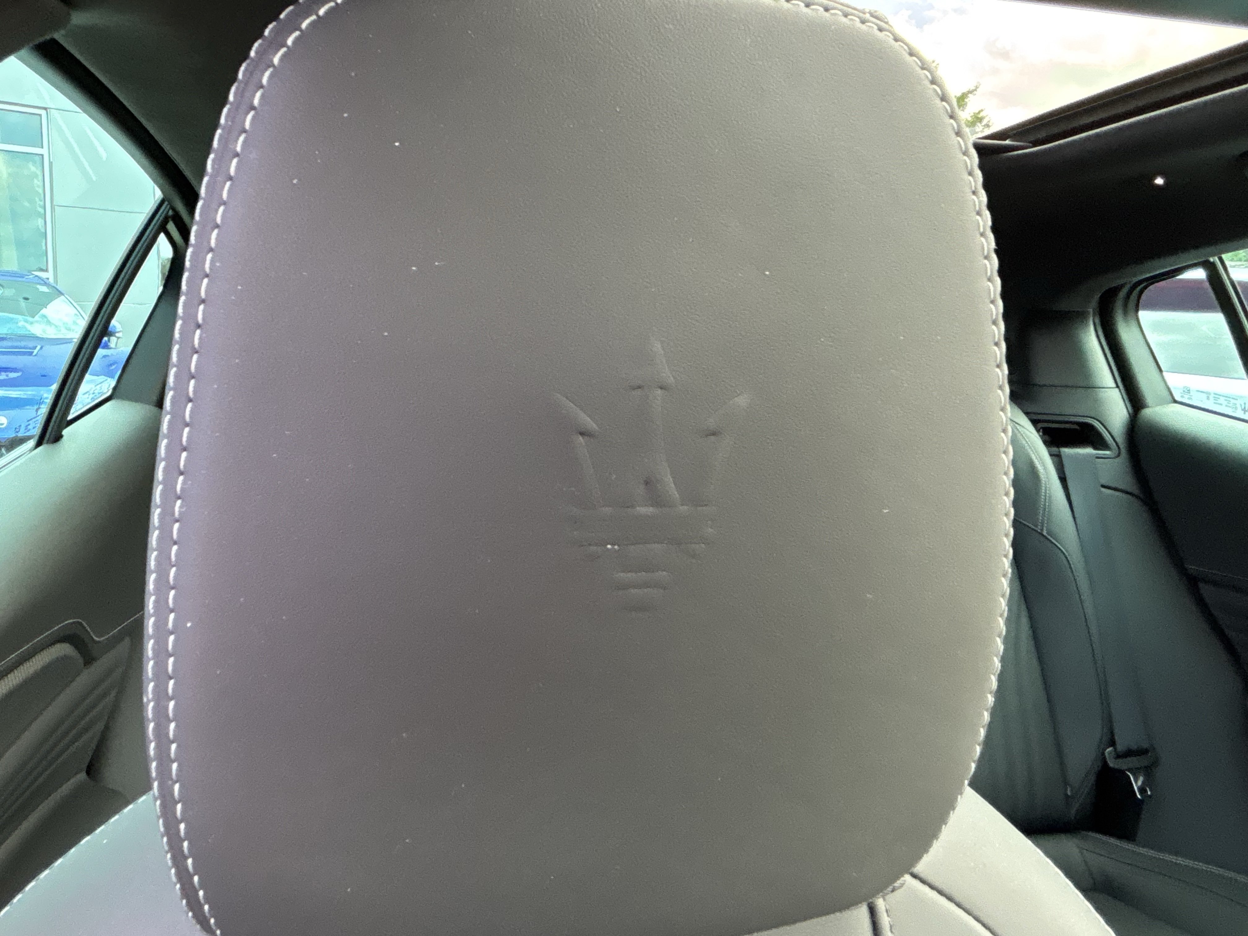 Used 2025 Maserati Grecale Folgore AWD/4WD image 34