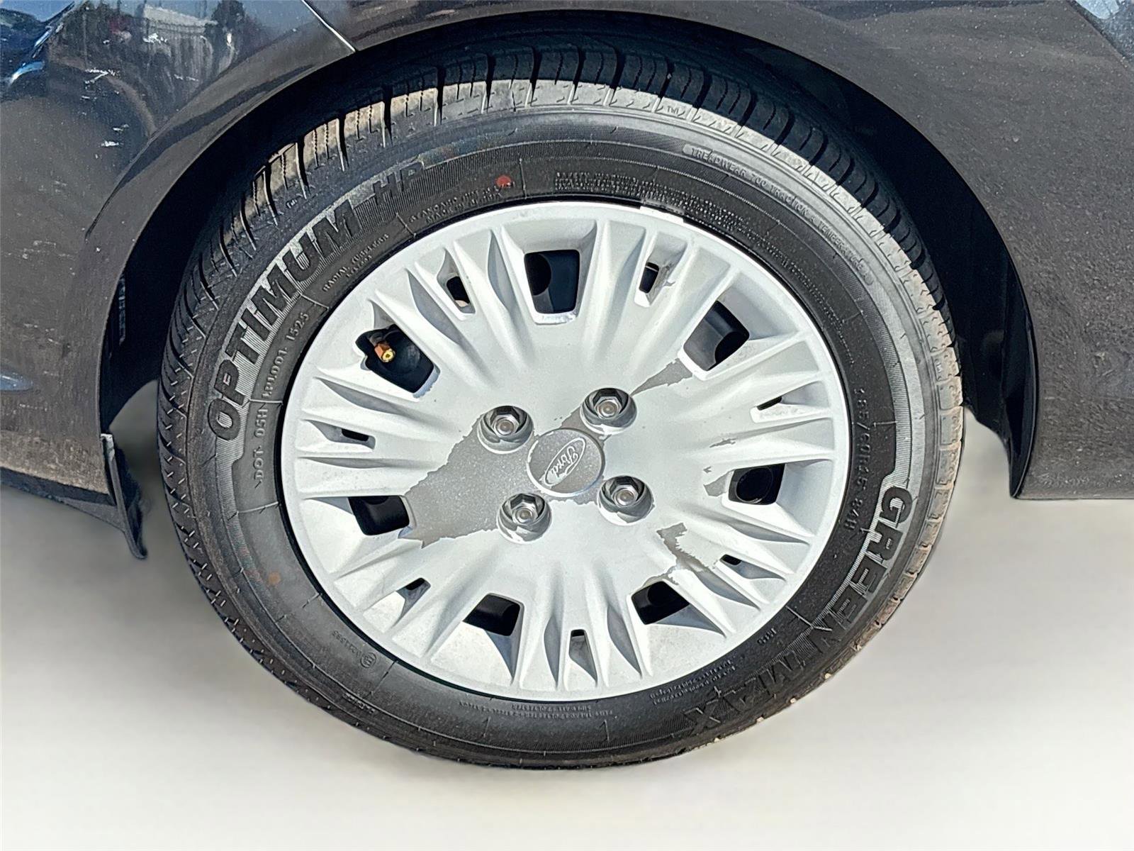 Used 2015 Ford Fiesta S image 26