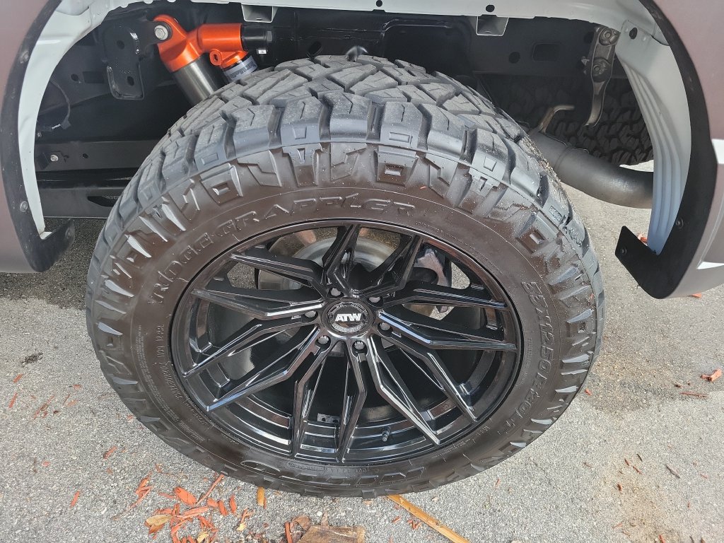 Used 2022 Ford F150 Raptor w/ Equipment Group 801A High AWD/4WD image 7