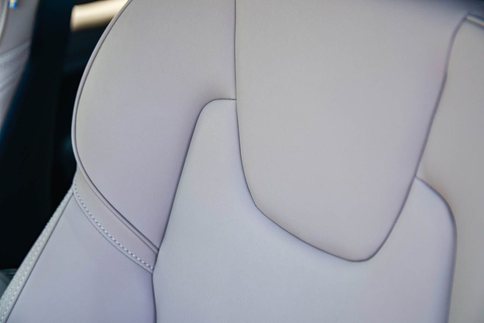 Certified 2026 Volvo XC90 B6 Plus AWD/4WD image 28