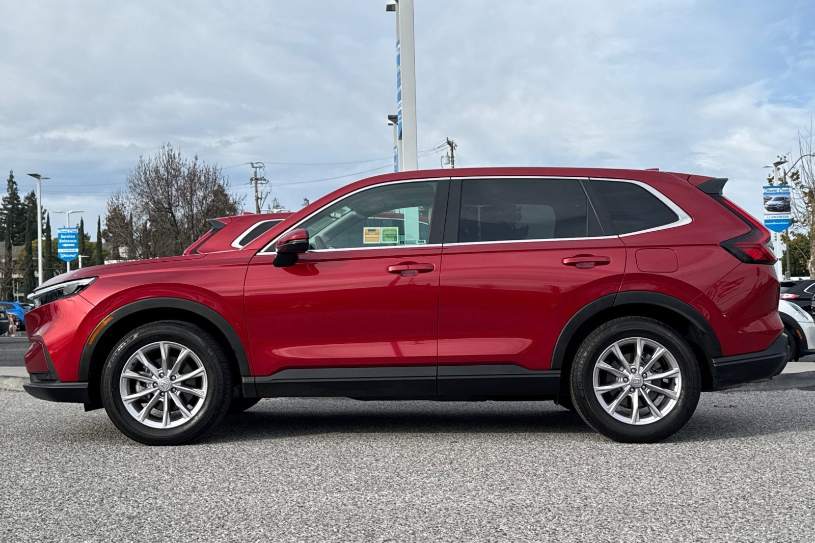 Used 2024 Honda CR-V EX-L image 2