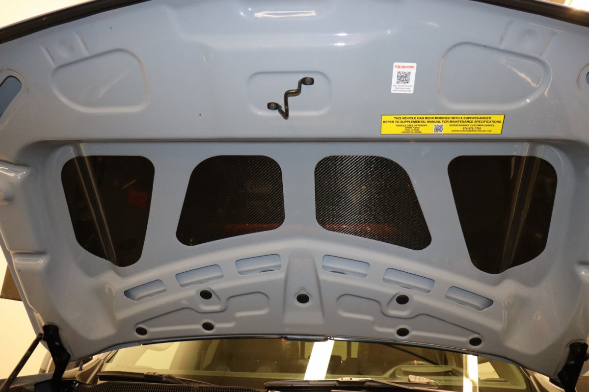 Used 2025 Chevrolet Silverado 1500 LTZ AWD/4WD image 27