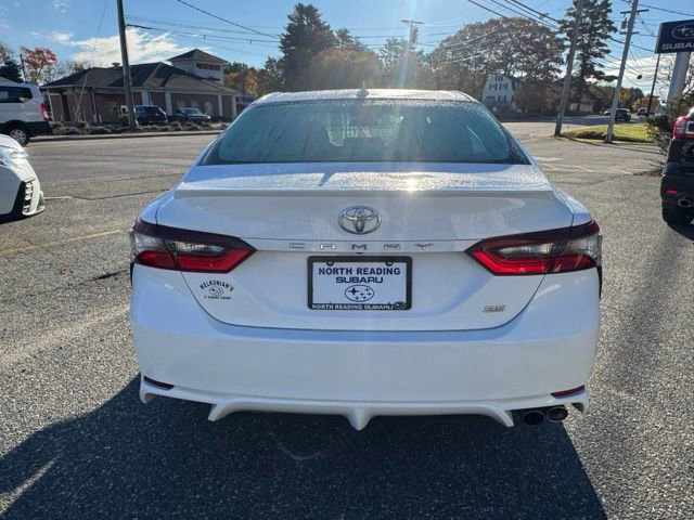 Used 2022 Toyota Camry SE image 4