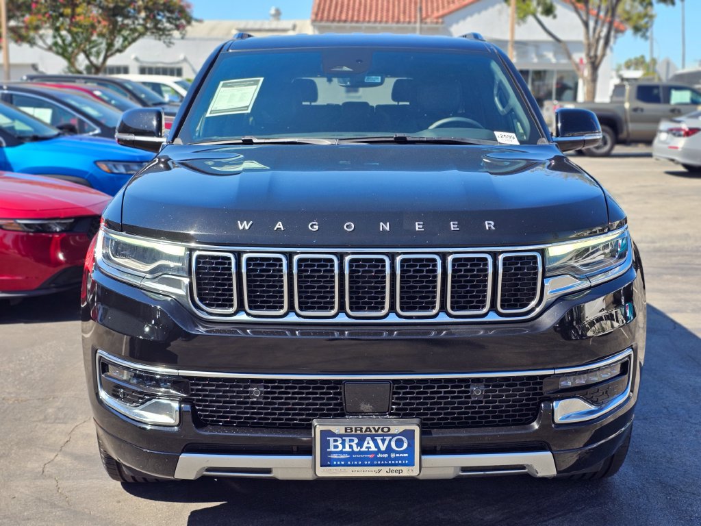 Certified 2024 Jeep Wagoneer Series II AWD/4WD image 4