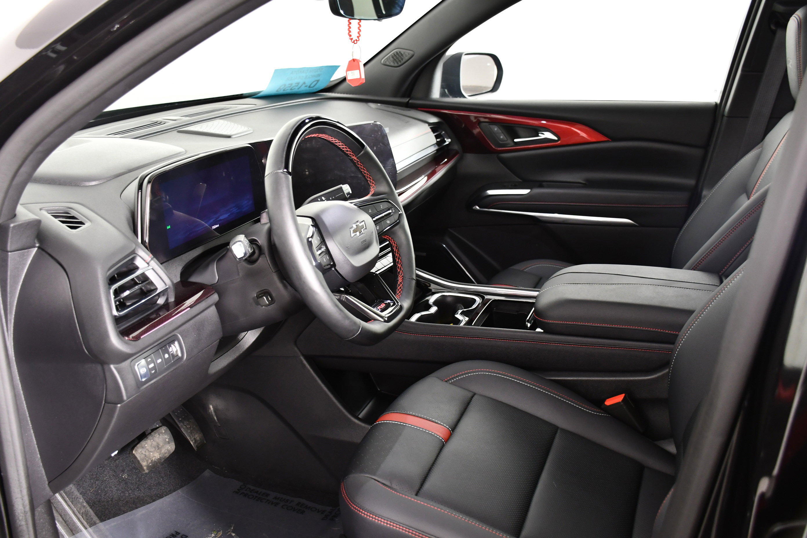 Used 2026 Chevrolet Traverse RS image 26