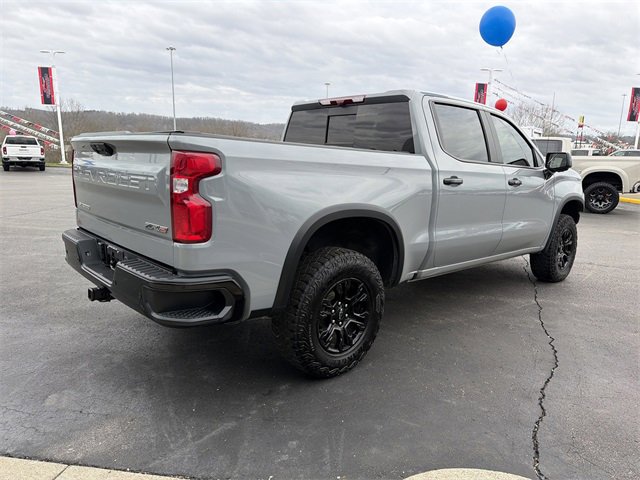 Used 2025 Chevrolet Silverado 1500 ZR2 w/ Technology Package image 3