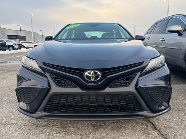 Used 2021 Toyota Camry SE image 10