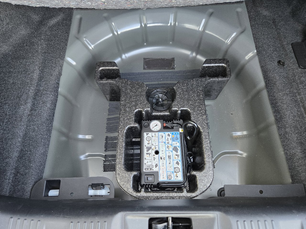 Used 2025 Ford Mustang Dark Horse w/ Dark Horse Handlin Package image 59