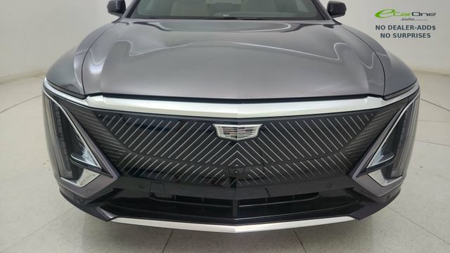 Used 2024 Cadillac Lyriq Luxury w/ Nappa Leather Package RWD image 9