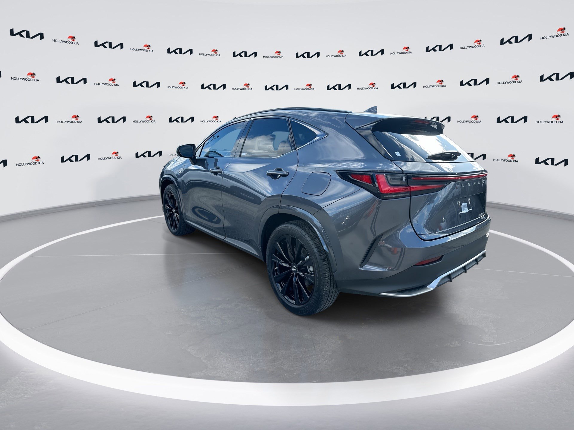 Used 2023 Lexus NX 350 F Sport AWD/4WD image 6