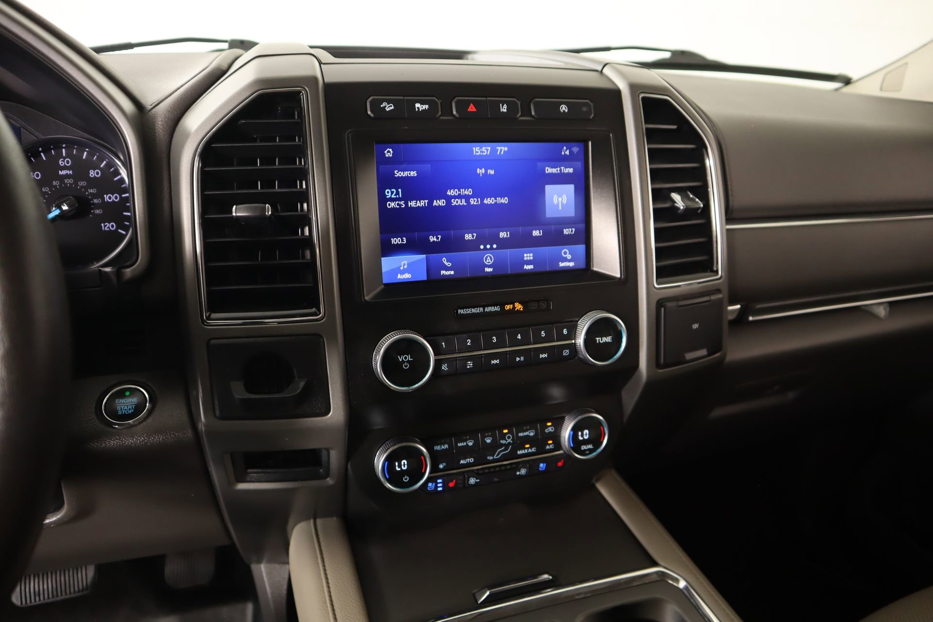 Used 2021 Ford Expedition Max XLT image 5