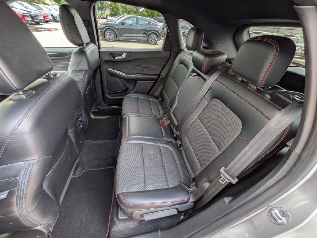 Certified 2023 Ford Escape ST-Line w/ Tech Pack #1 AWD/4WD image 18