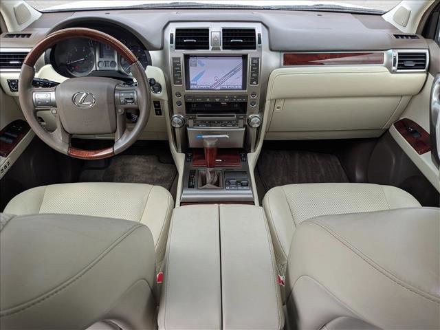 Used 2013 Lexus GX 460 w/ Comfort Plus Pkg image 19