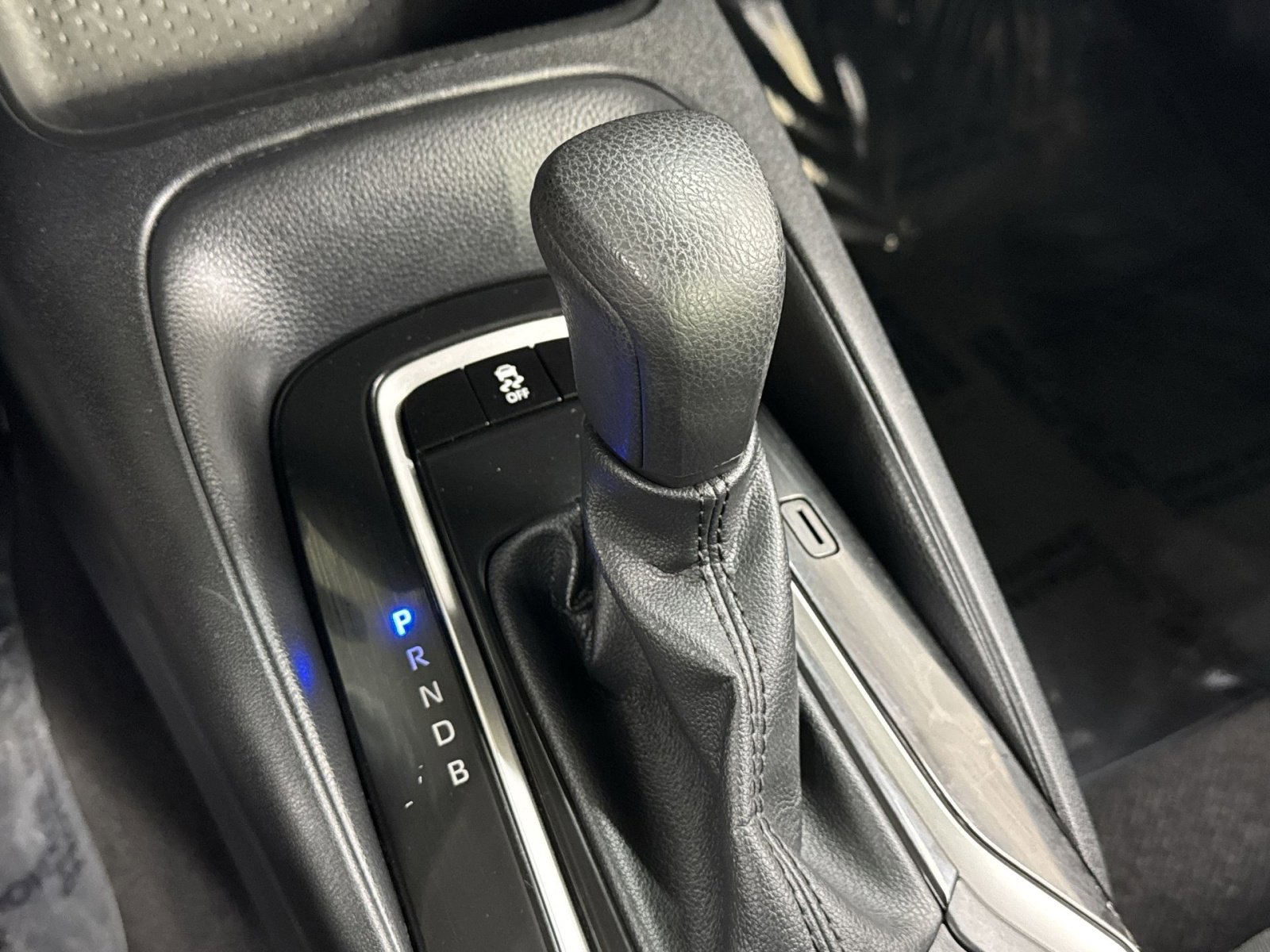 Used 2023 Toyota Corolla LE image 26