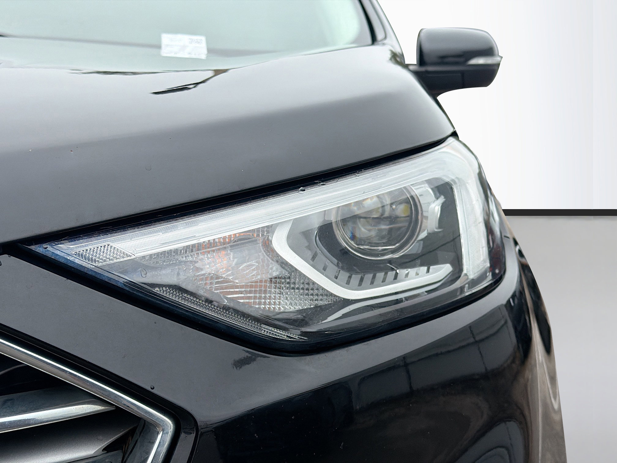 Used 2020 Ford Edge SEL w/ Convenience Package image 9