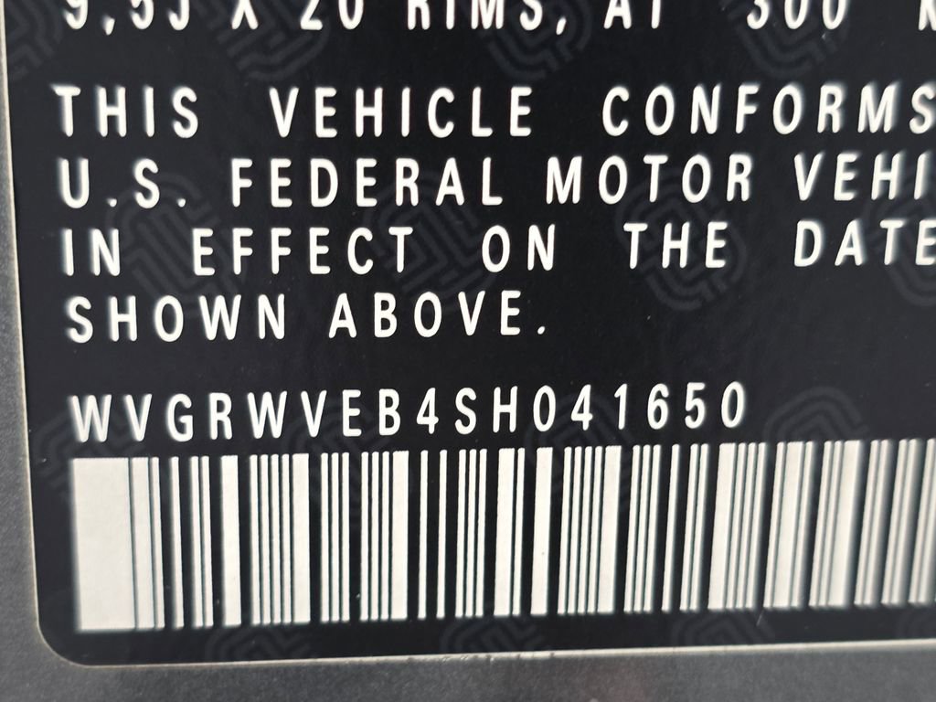 Used 2025 Volkswagen ID. Buzz Pro S Plus image 49