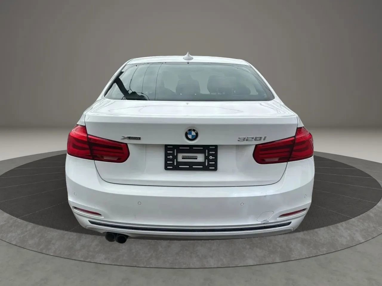 Used 2016 BMW 328i xDrive Sedan image 6