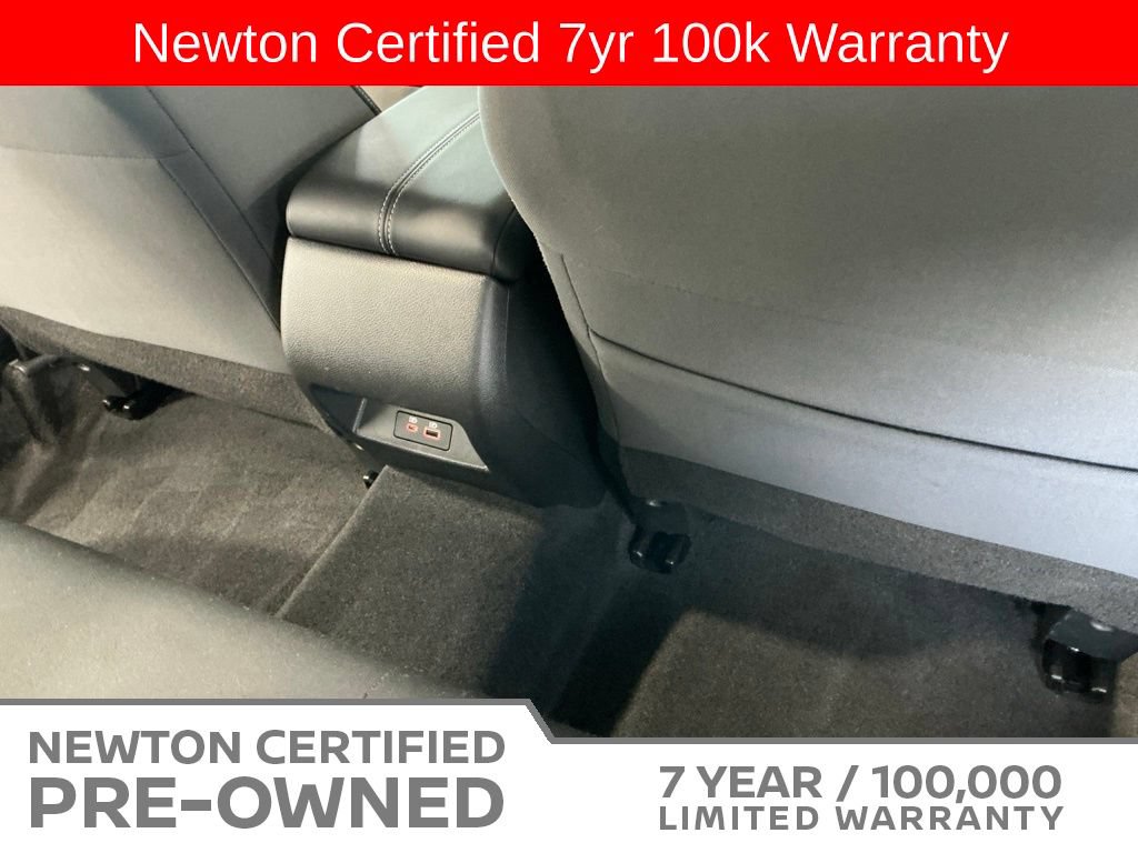 Used 2025 Nissan Altima 2.5 SV FWD image 16