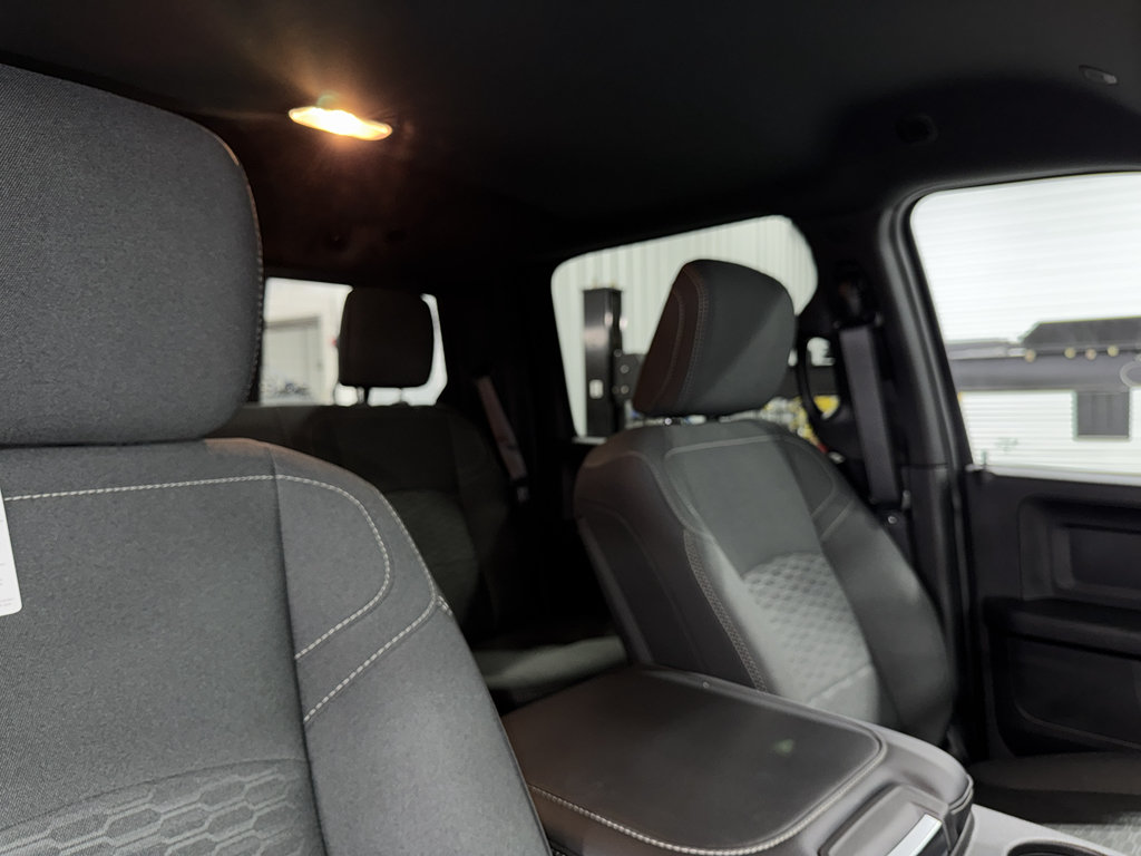 New 2025 RAM 2500 Tradesman AWD/4WD image 15