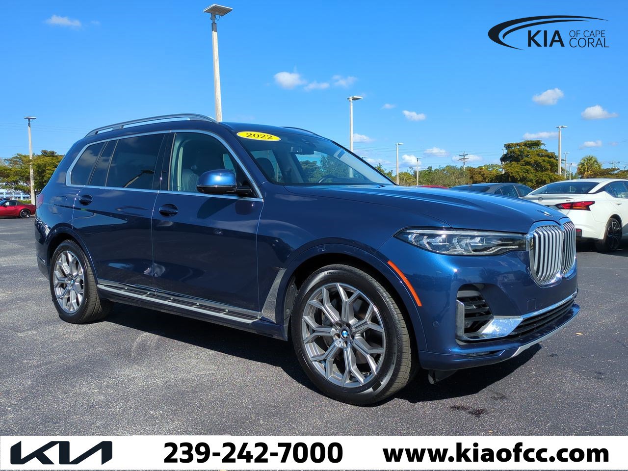 Used 2022 BMW X7 xDrive40i w/ Executive Package image 2