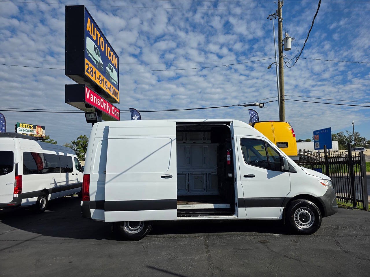 Used 2020 Mercedes-Benz Sprinter 2500 image 5