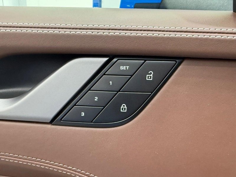 Certified 2022 Porsche 911 Carrera 4S w/ Premium Package image 18