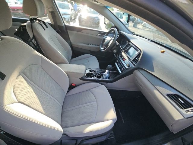 Used 2018 Hyundai Sonata SE image 12