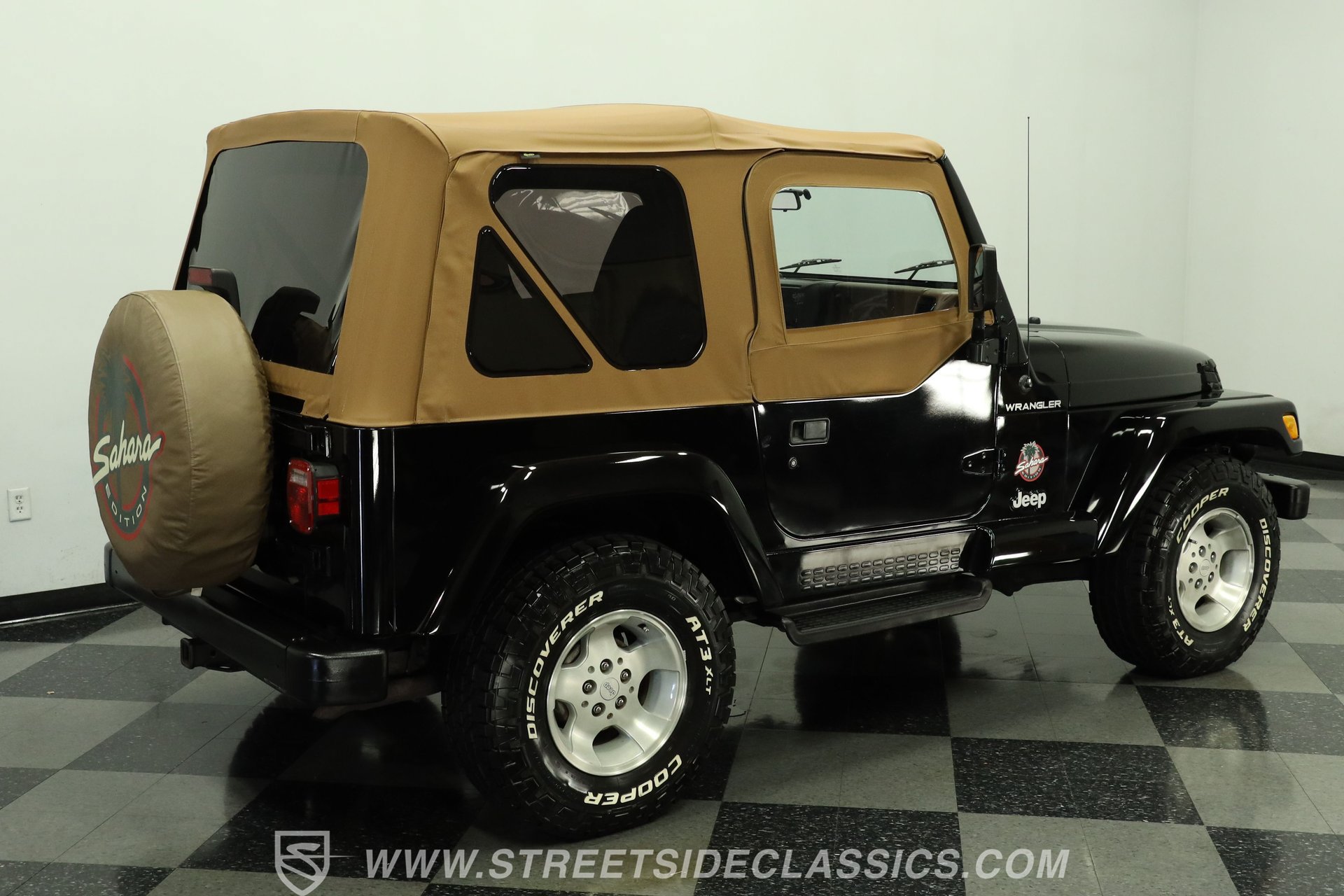 Used 2000 Jeep Wrangler Sahara AWD/4WD image 12