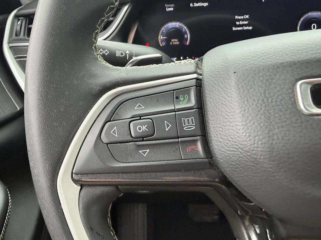 Certified 2023 Jeep Grand Cherokee Laredo AWD/4WD image 30