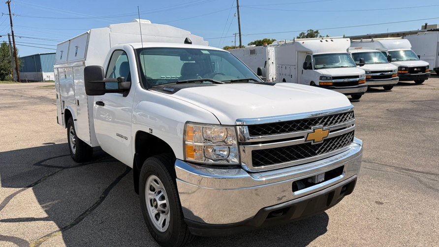 Used 2013 Chevrolet Silverado 3500 W/T RWD image 6