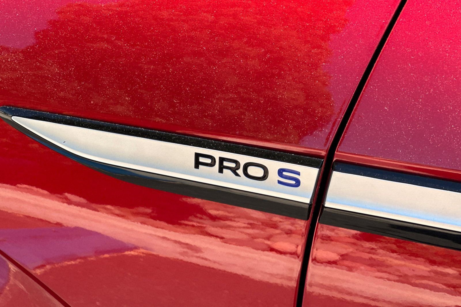 Used 2023 Volkswagen ID.4 Pro S image 27