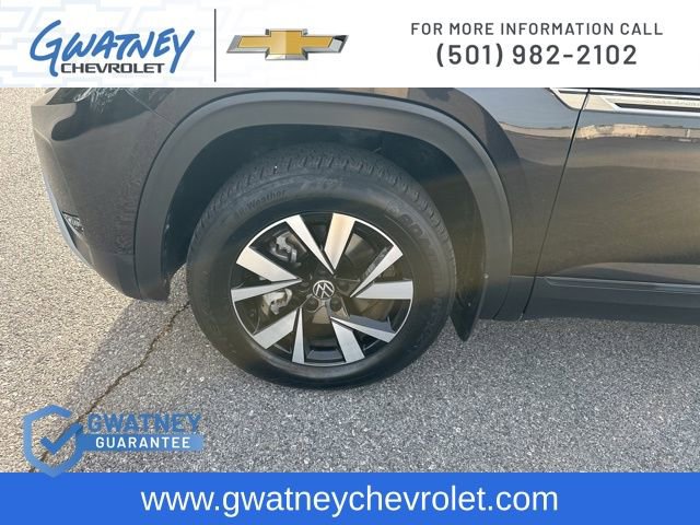 Used 2022 Volkswagen Atlas Cross Sport SE AWD/4WD image 9