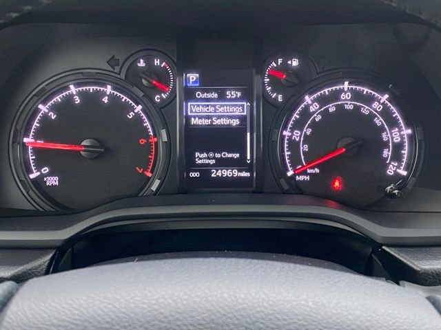 Certified 2023 Toyota 4Runner SR5 Premium w/ Moonroof Package AWD/4WD image 32