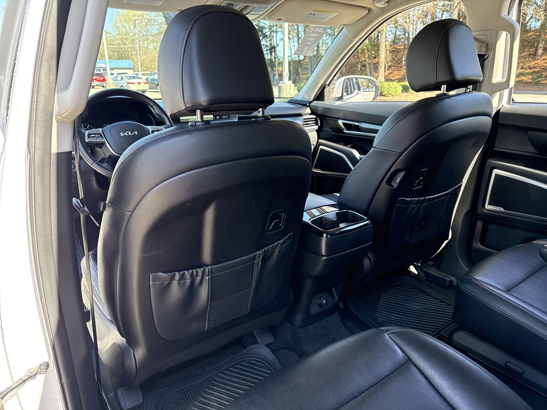 Used 2022 Kia Telluride S image 17