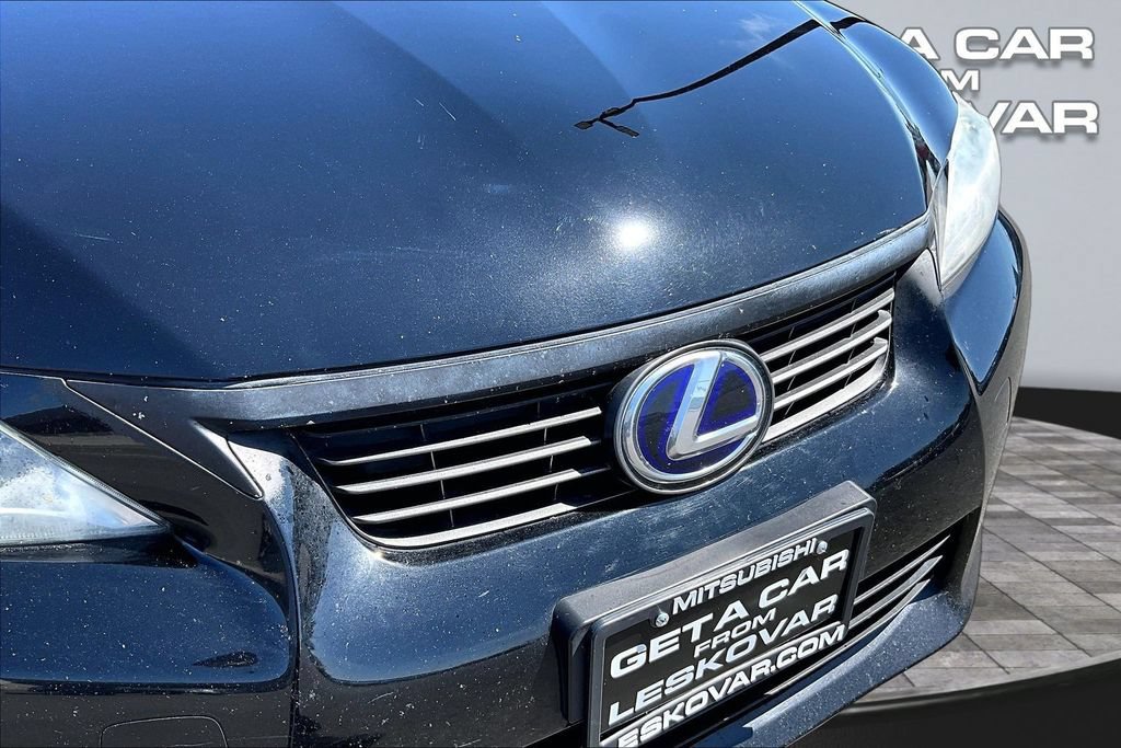 Used 2012 Lexus CT 200h Premium w/ Leather Pkg FWD image 28