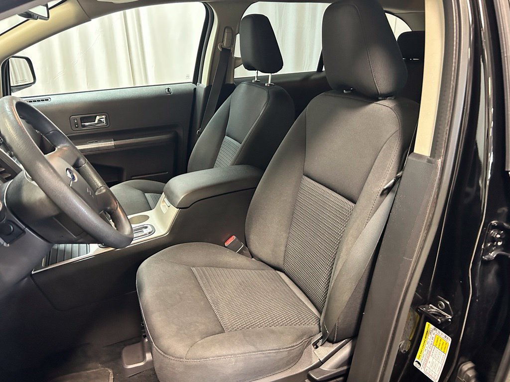 Used 2008 Ford Edge SE FWD image 4