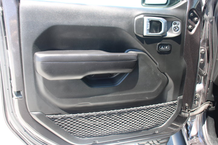 Used 2019 Jeep Wrangler Unlimited Rubicon AWD/4WD image 12