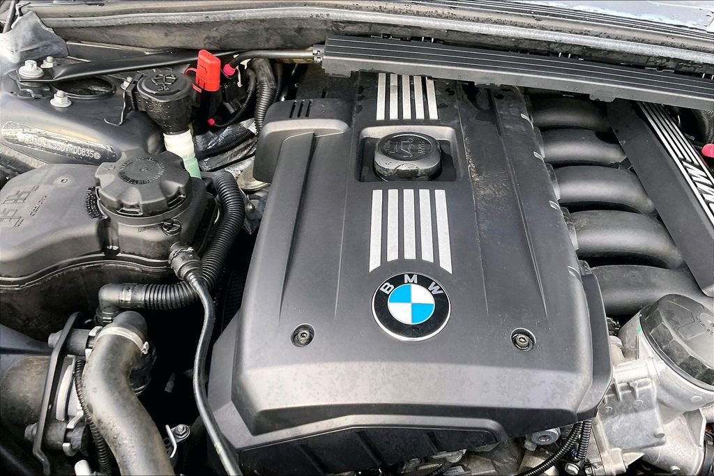 Used 2013 BMW 128i Convertible RWD image 29