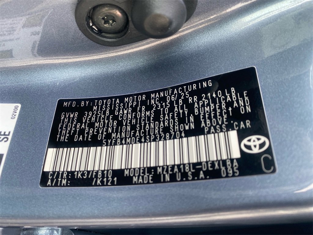 Used 2025 Toyota Corolla LE image 27