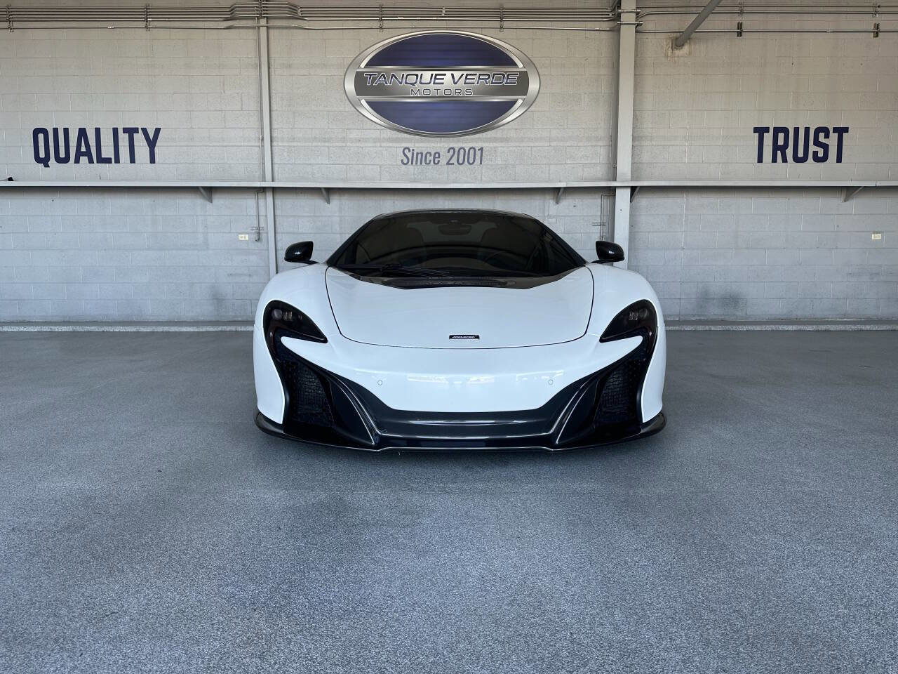 Used 2015 McLaren 650S Spider image 6