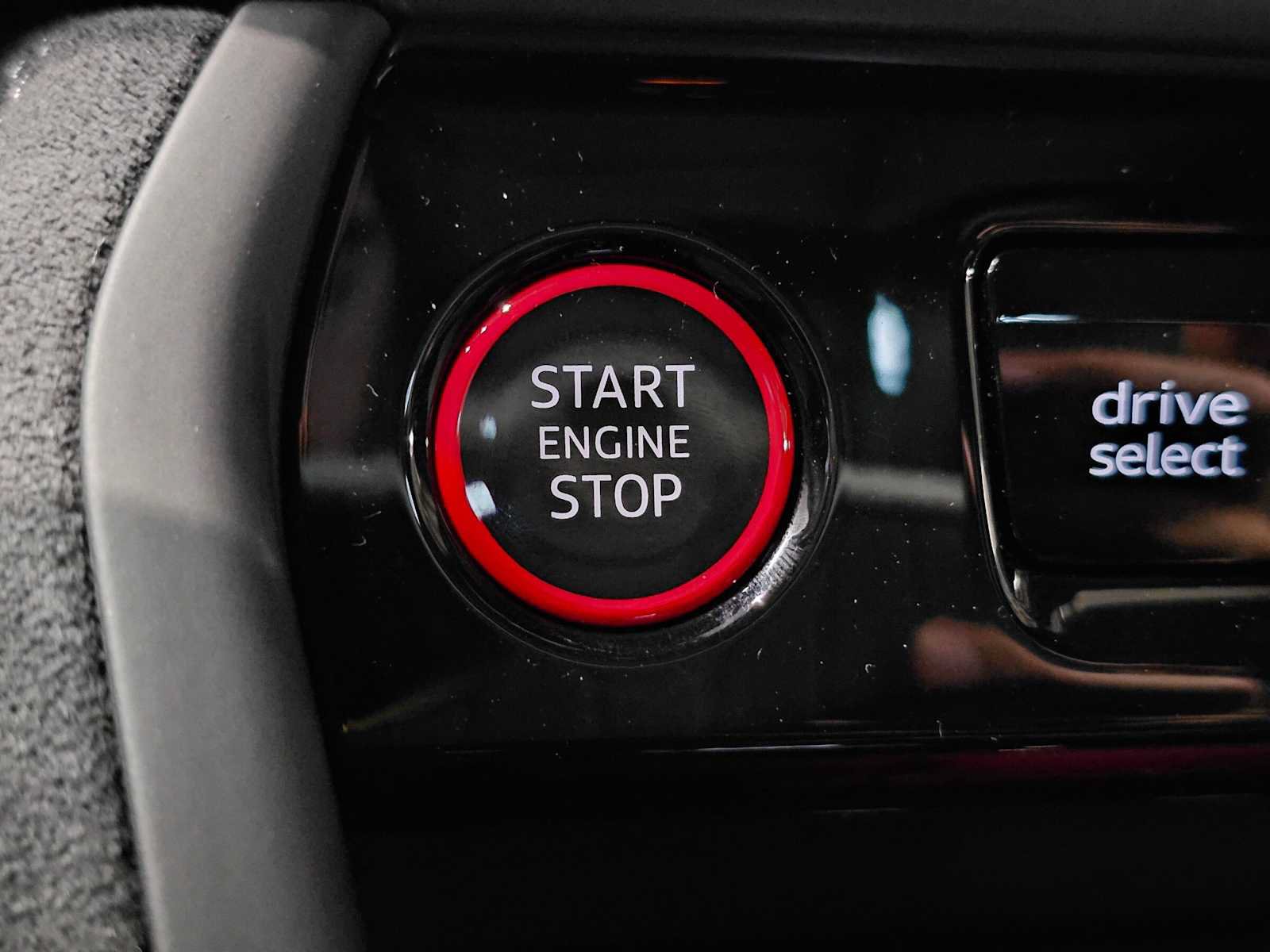 New 2026 Audi SQ5 Prestige AWD/4WD image 35