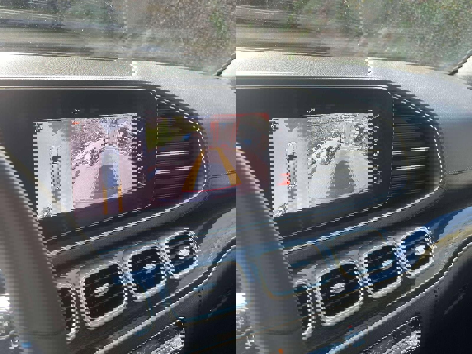 Used 2020 Mercedes-Benz GLS 450 4MATIC image 28