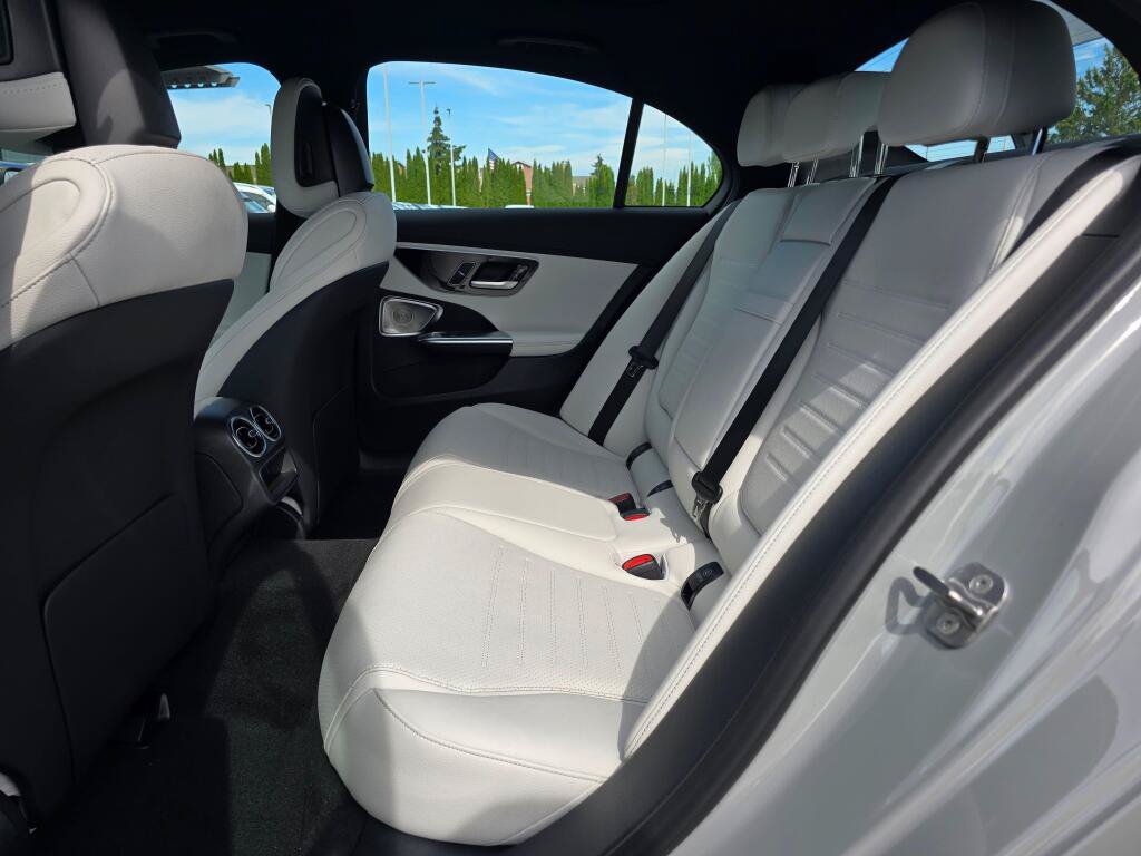 New 2026 Mercedes-Benz C 300 4MATIC Sedan image 18